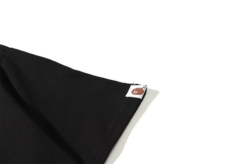 BAPE Gradient Ape Head Graphic T-Shirt ¡ª detail