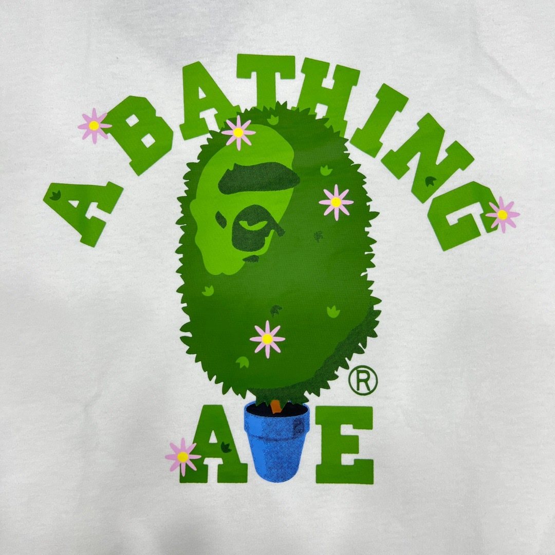 BAPE Green Camo Face Graphic T-Shirt ¡ª detail