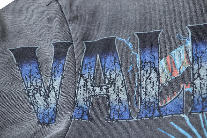 VALE USA Washed Black Graphic T-Shirt ¡ª detail