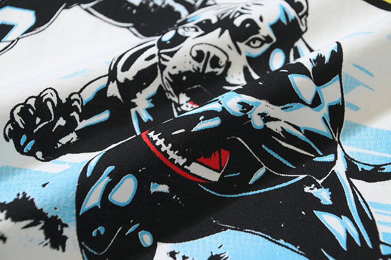 VALE USA Athletic Crest Rhinestone Graphic T-Shirt ¡ª detail