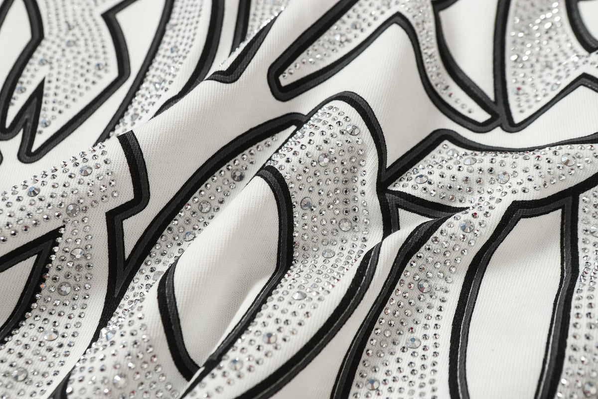 MIXED EMOTION Angel Graphic T-Shirt ¡ª detail