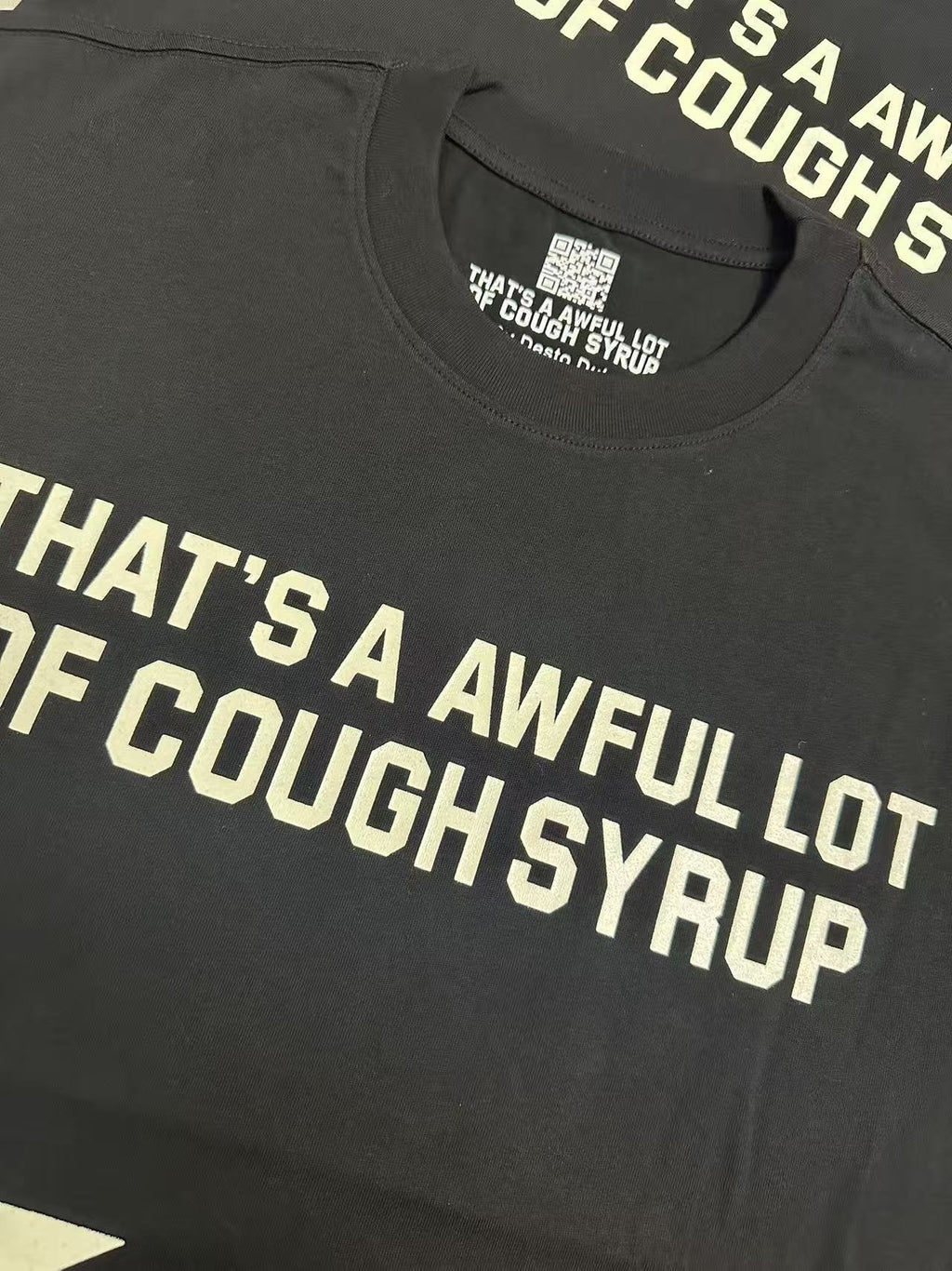 THAT'S A AWFUL LOT OF COUGH SYRUP Star Graphic Short-Sleeve T-Shirt ¡ª detail