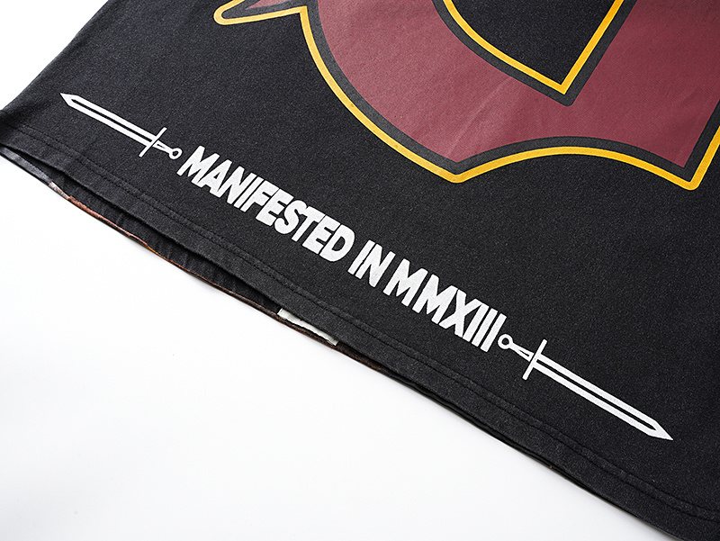 Godspeed Helmet & Oversized G Graphic T-Shirt ¡ª detail