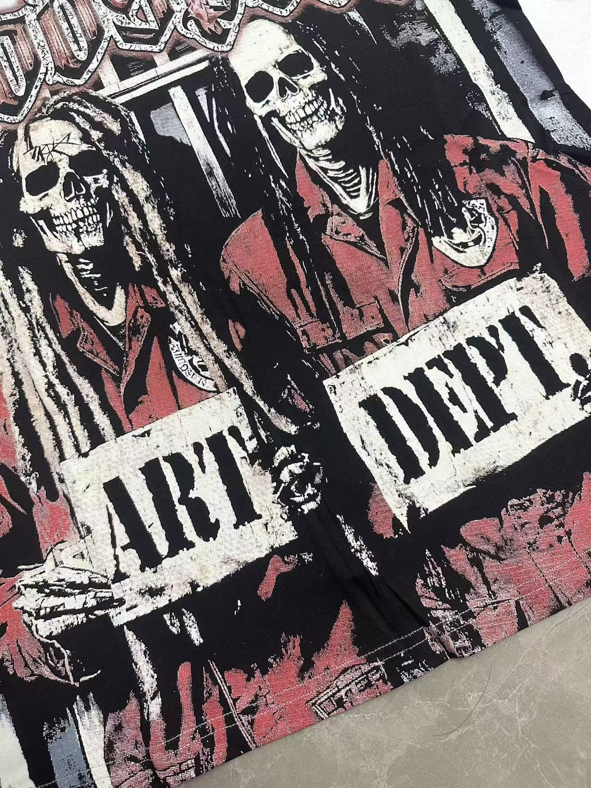 Godspeed Art Dept Skull Graphic T-Shirt ¡ª detail