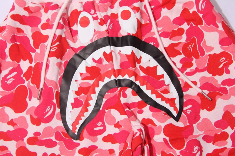 BAPE WGM Camouflage Graphic Shorts ¡ª detail