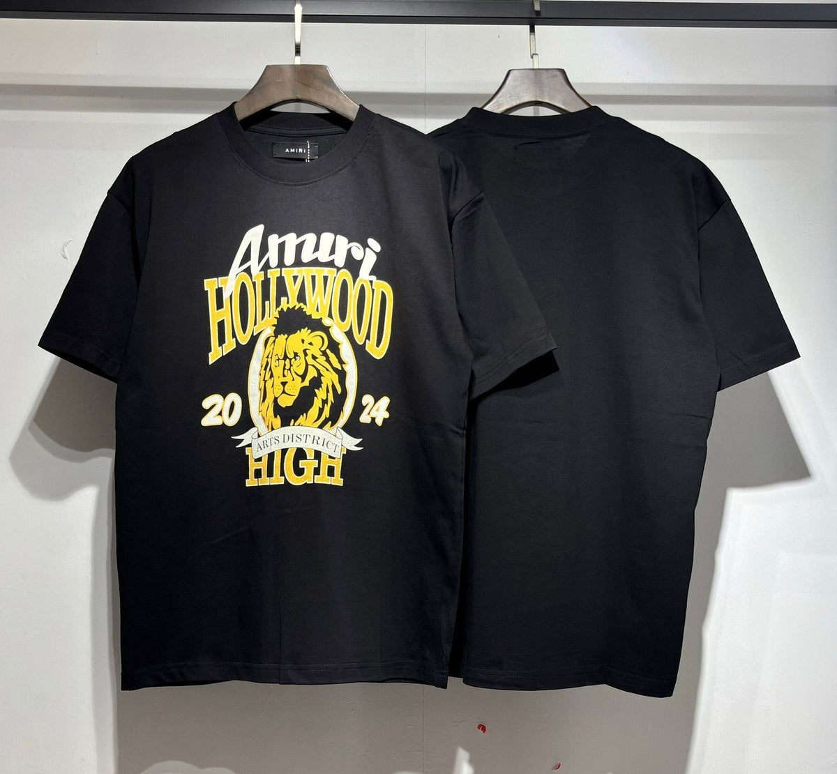 AMIRI Lion & Letter Graphic Short-Sleeve T-Shirt ¡ª comparison