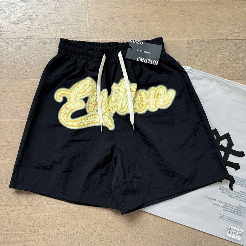 MIXED EMOTION Angel Graphic Zip Shirt & Shorts Set ¡ª detail