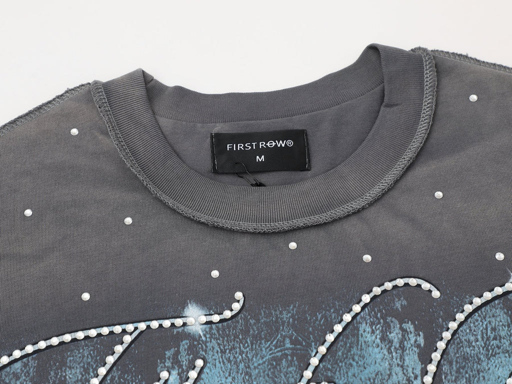 FIRST ROW Lost Utopia Unearth Cropped Graphic T-Shirt ¡ª neck_label