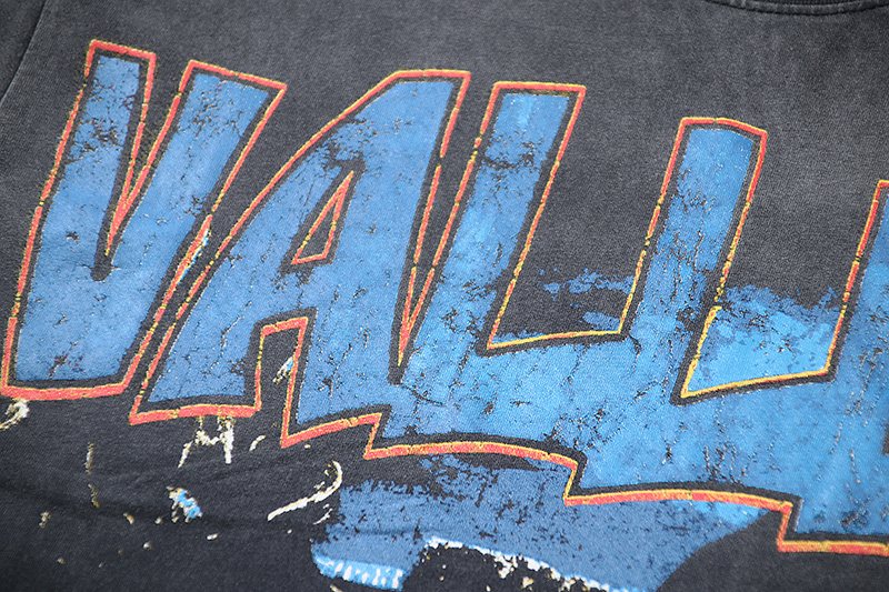 VALE USA Washed Black Car Graphic T-Shirt ¡ª detail