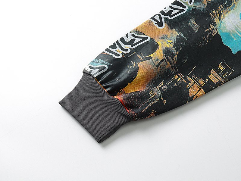 MIXED EMOTION Gray Graffiti Graphic Long-Sleeve T-Shirt ¡ª detail