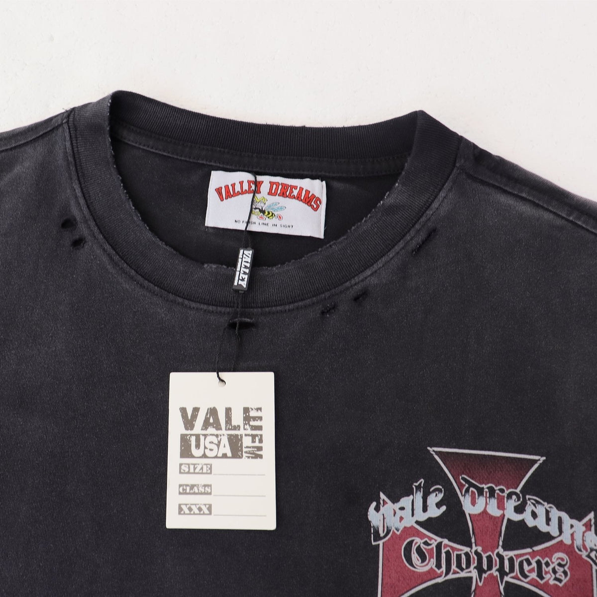 Valley Dreams Choppers Cross Graphic T-Shirt ¡ª neck_label