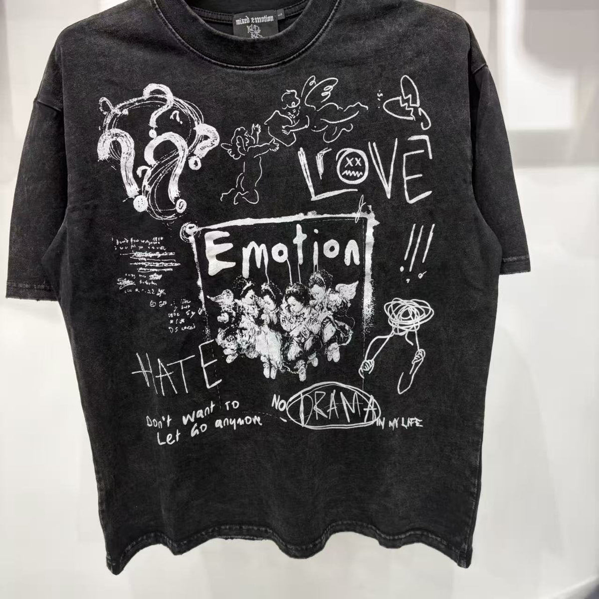 Mixed Emotion Love Hate Dream Graphic T-Shirt ¡ª hero