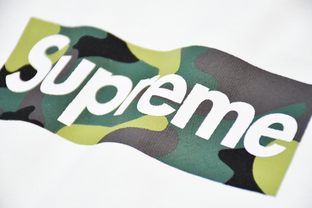 Supreme Camo Box Logo Short-Sleeve T-Shirt ¡ª detail