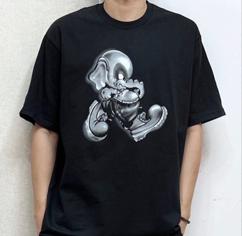 Supreme Elephant Graphic T-Shirt ¡ª model