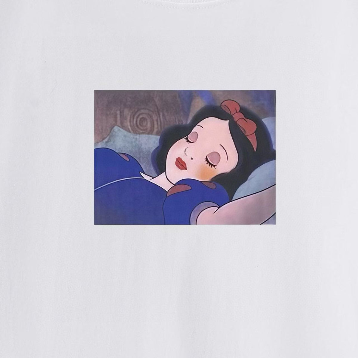 Supreme Snow White Graphic Short-Sleeve T-Shirt ¡ª fabric_closeup