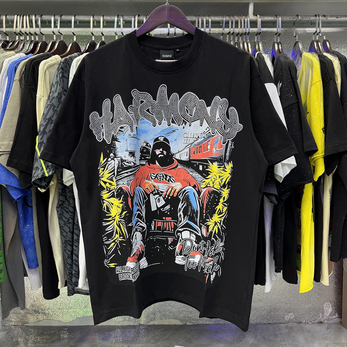 HARMONY Rhinestone Graphic Short-Sleeve T-Shirt ¡ª context