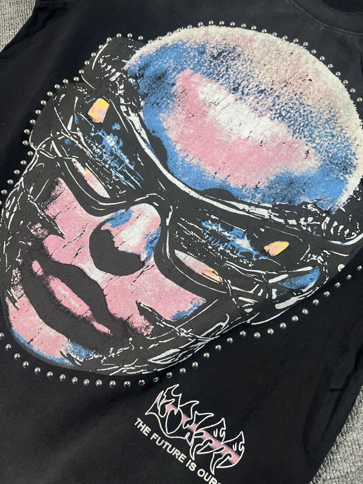 DUAA New Age Graphic Short-Sleeve T-Shirt ¡ª detail
