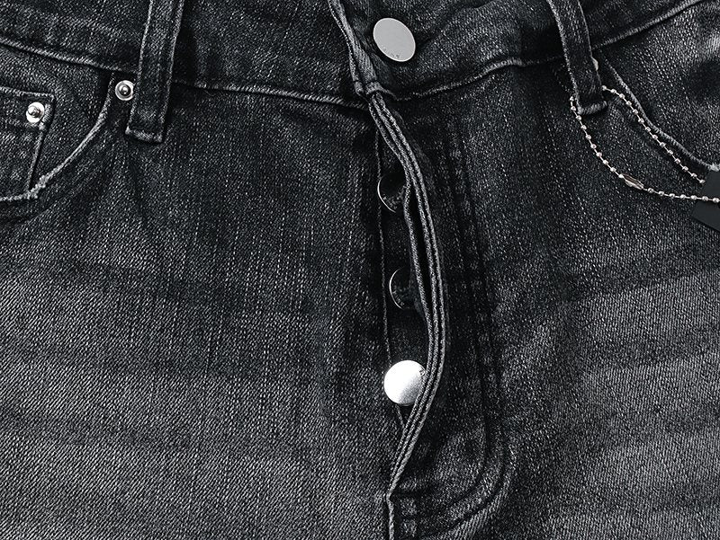 AMIRI Collegiate Graphic Denim Shorts - Black ¡ª detail