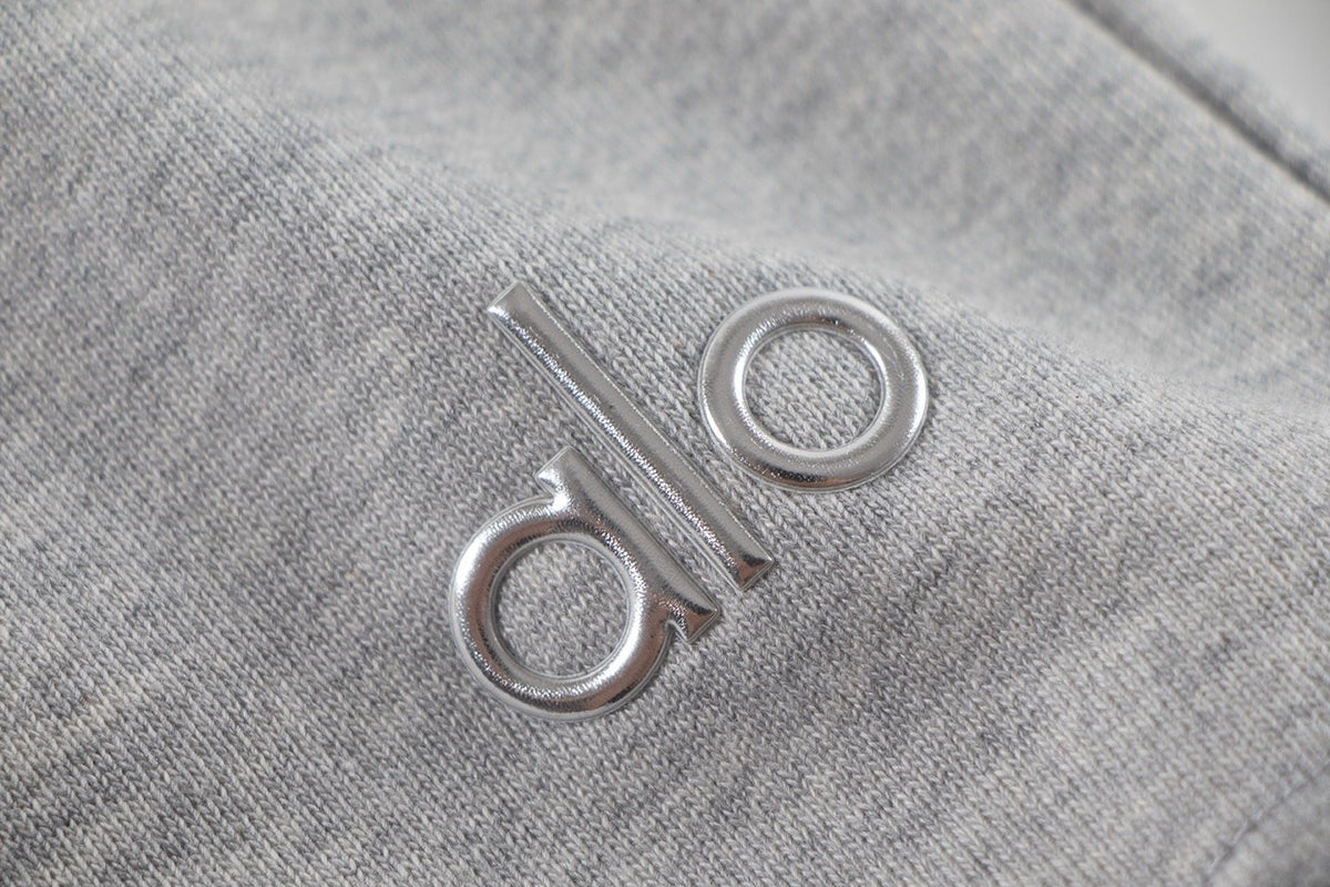 alo Elastic Waist Logo Detail Shorts ¡ª fabric_closeup