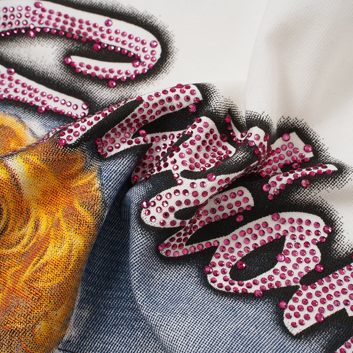 MIXED EMOTION Angel Horse Graphic T-Shirt ¡ª detail