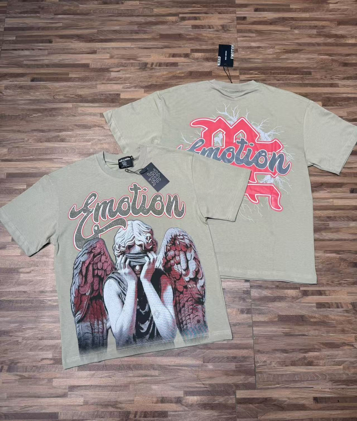 MIXED EMOTION Angel Graphic T-Shirt ¡ª context