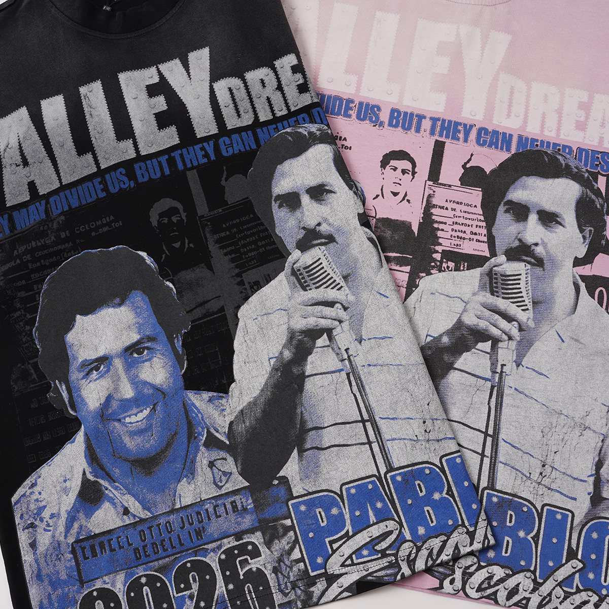 VALLEY Portrait Graphic Short-Sleeve T-Shirt ¡ª detail