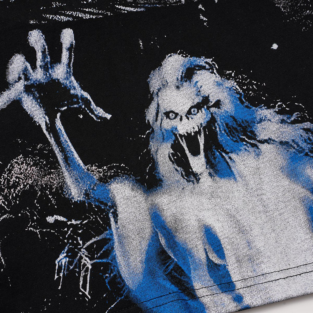 VALE USA Haunted House Ghost Graphic T-Shirt ¡ª detail