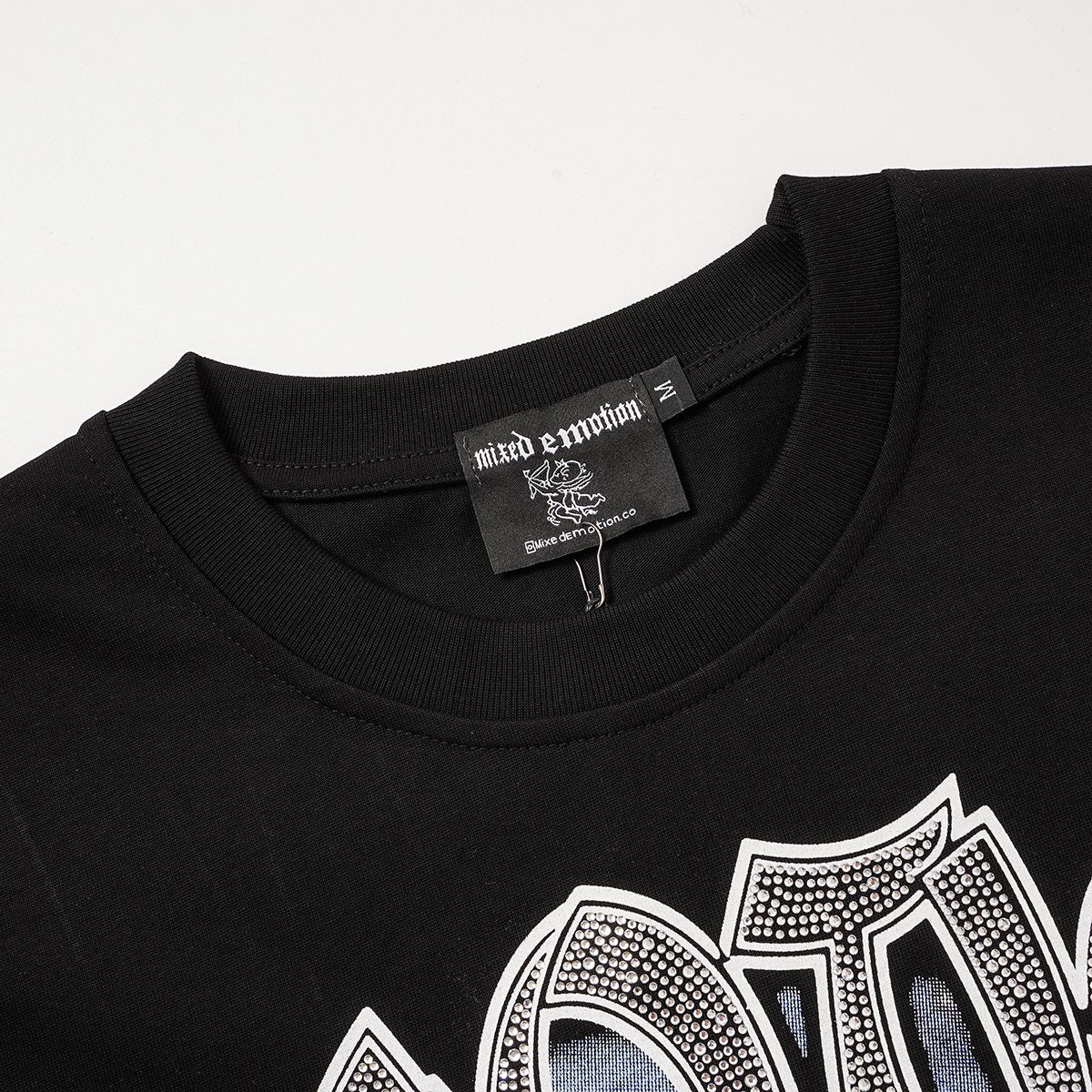 MIXED EMOTION Angel Praying Hands Graphic T-Shirt ¡ª neck_label