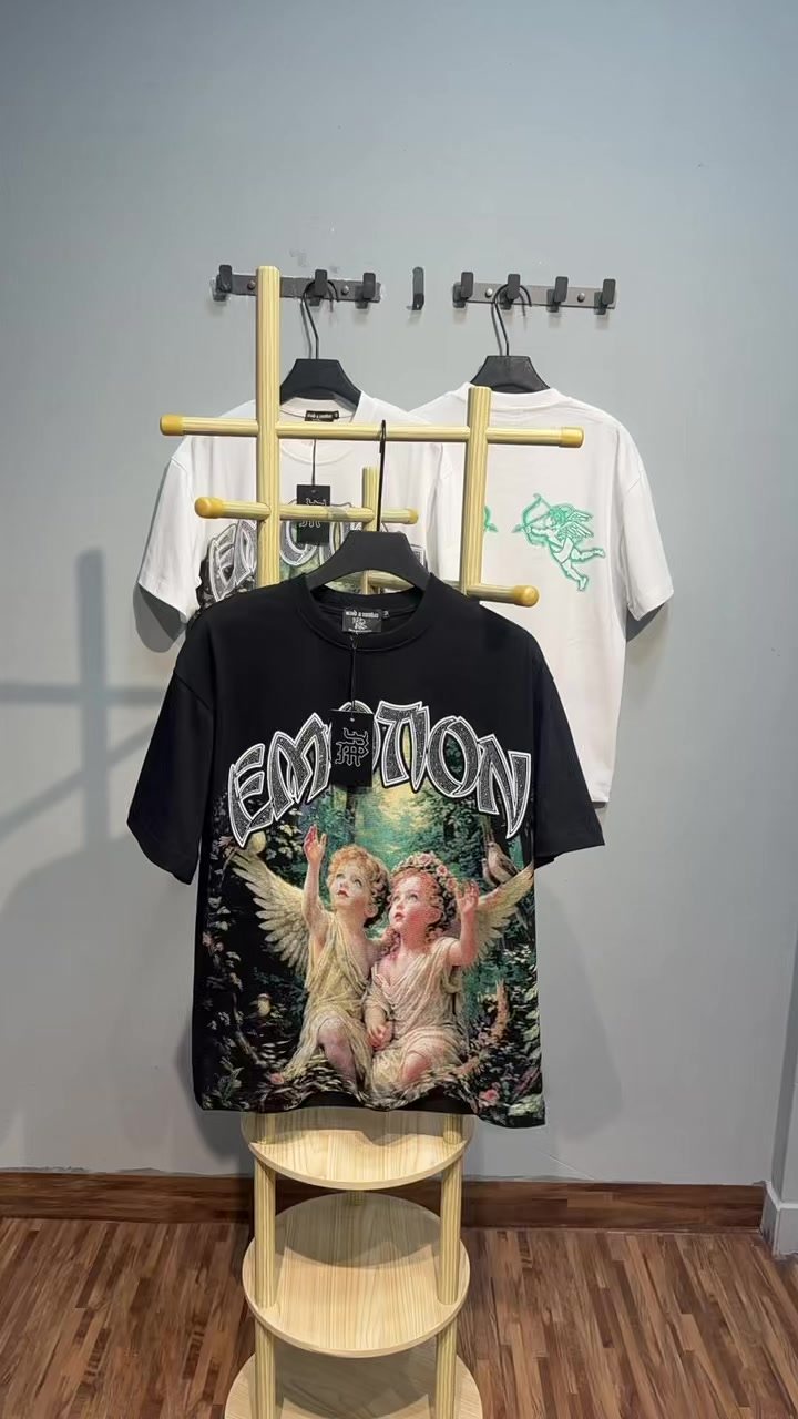 MIXED EMOTION Angel Graphic T-Shirt ¡ª context