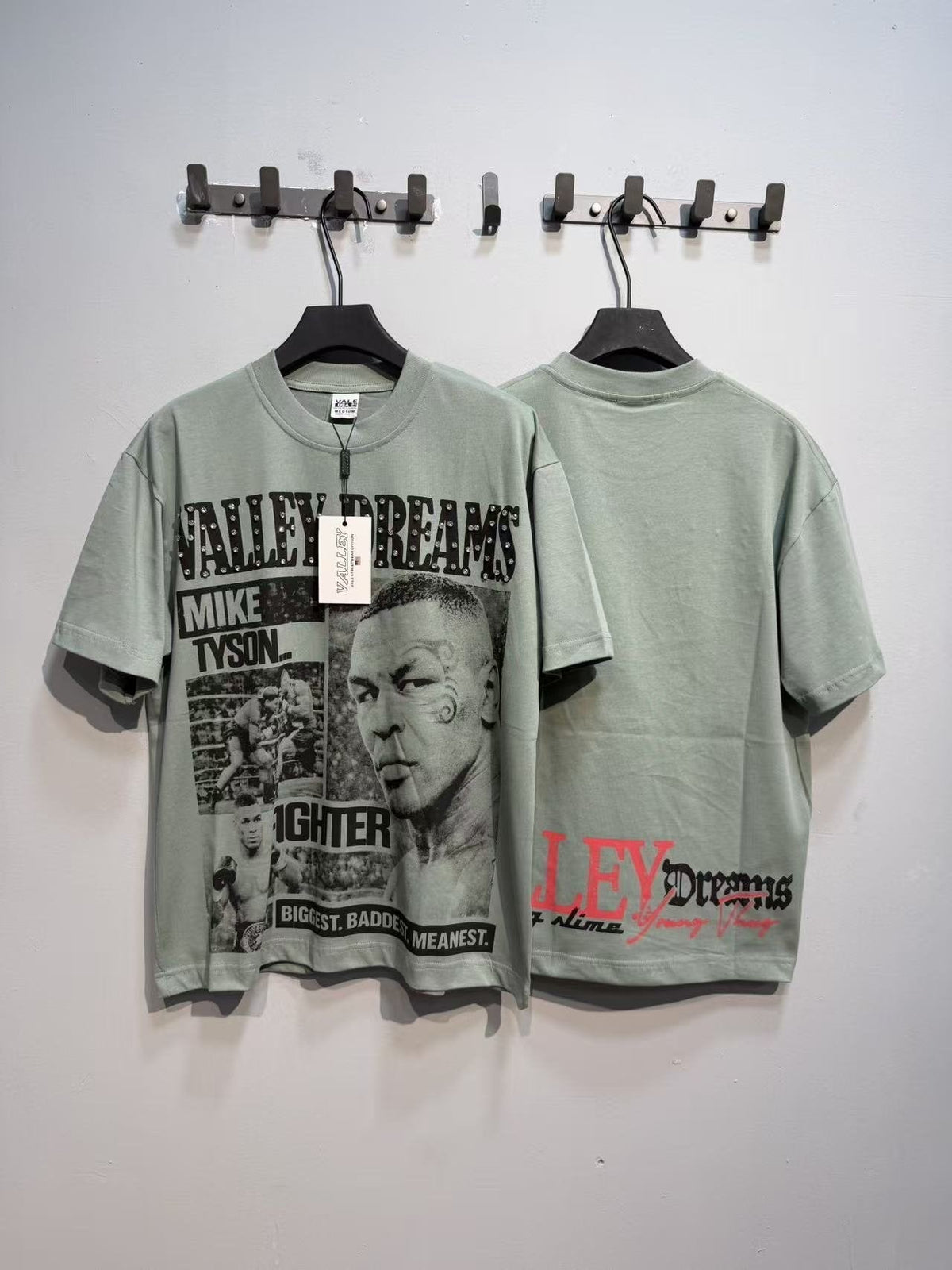 VALLEY Dreams Boxing Graphic T-Shirt ¡ª context