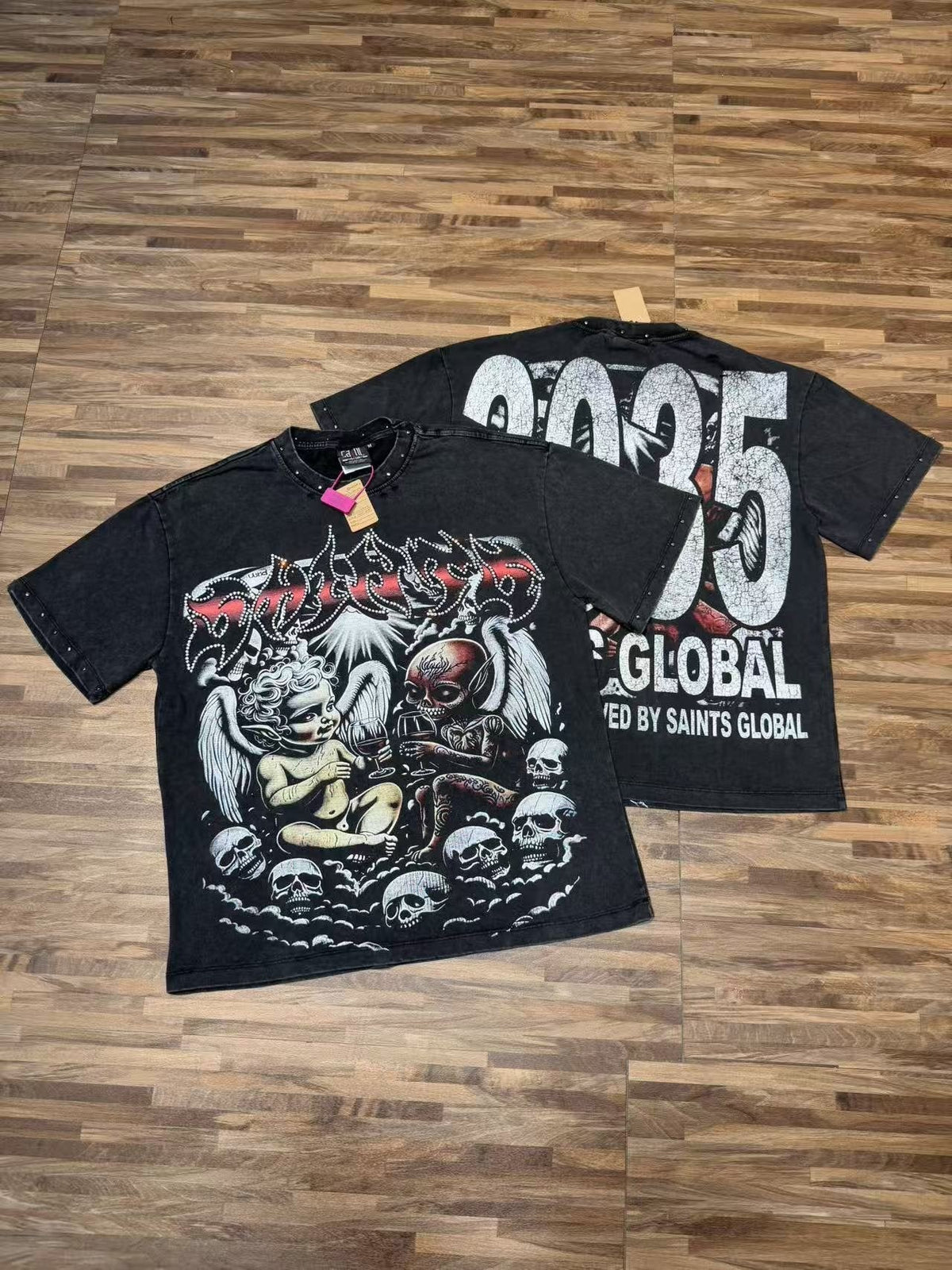 SAINT Angel & Devil 3035 Short-Sleeve Graphic T-Shirt ¡ª context