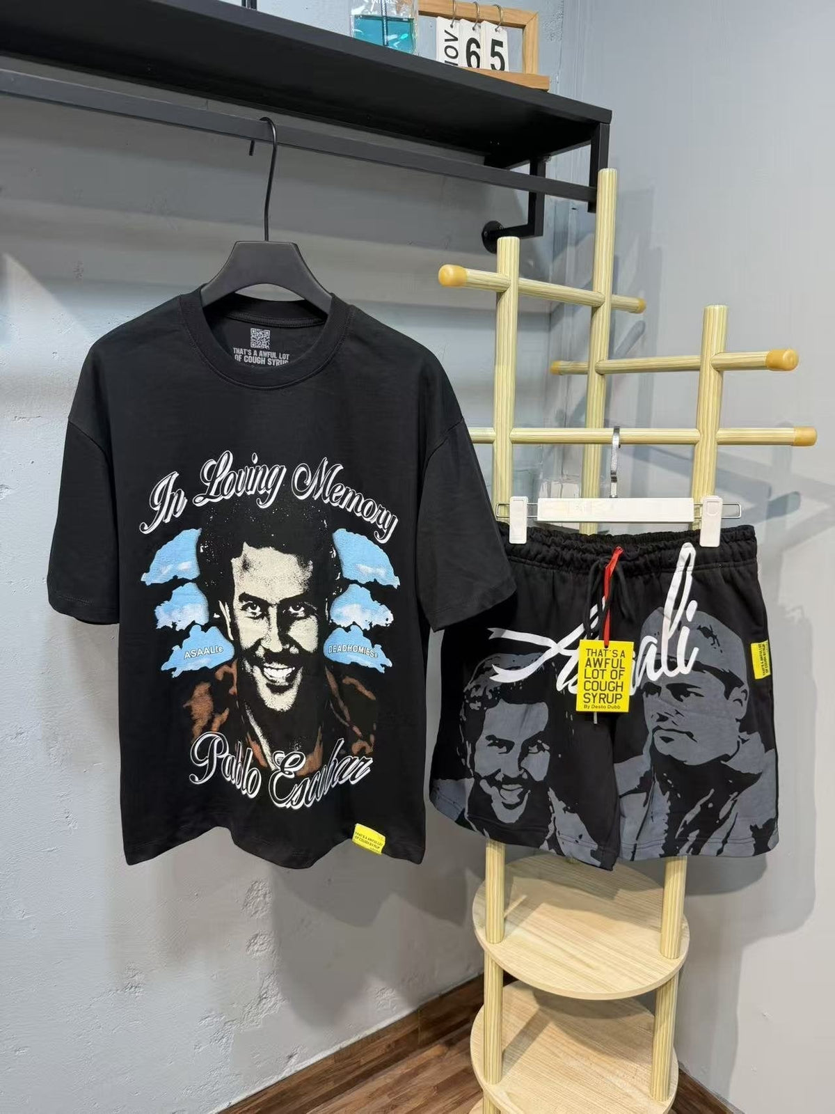 THAT'S A AWFUL LOT OF COUGH SYRUP In Loving Memory Portrait Short-Sleeve Set ¡ª front