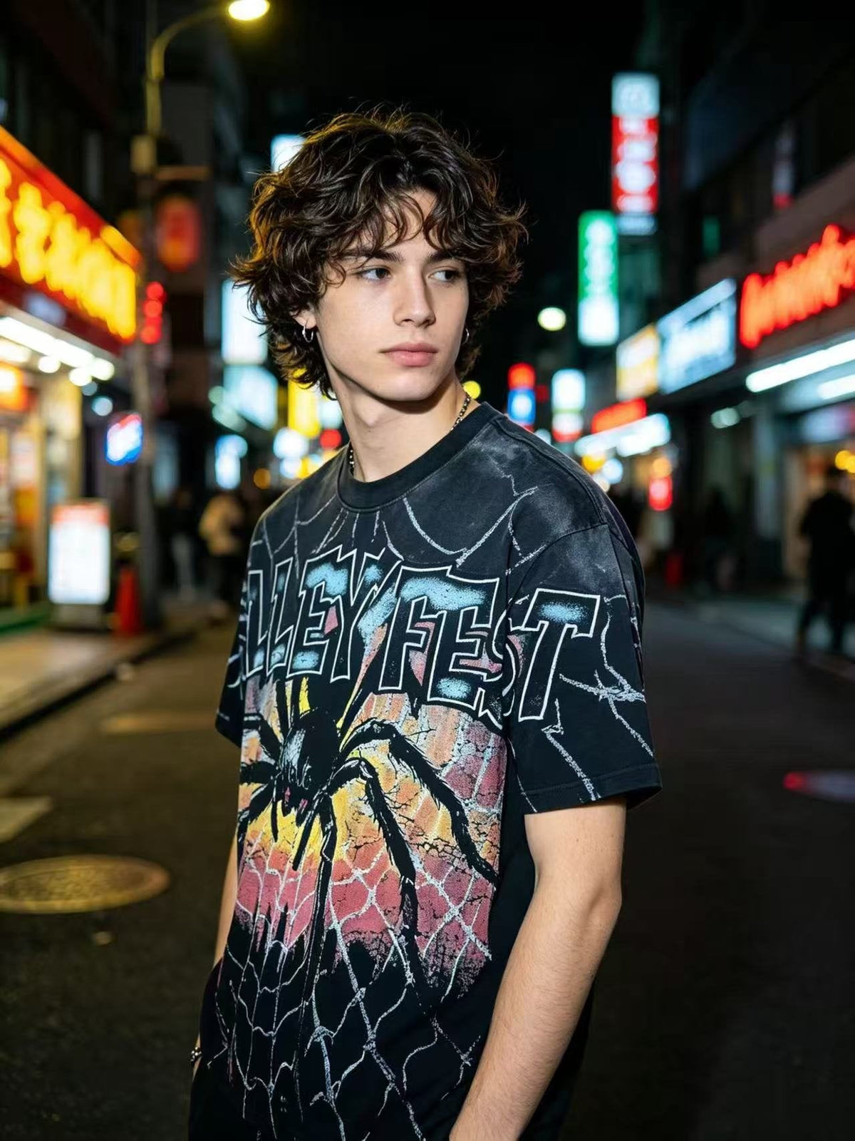 VALLEY Fest Spider Web Graphic T-Shirt ¡ª model