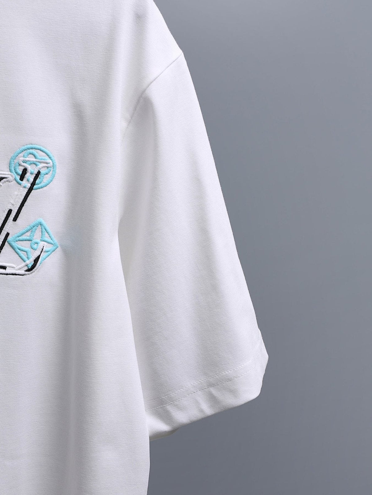 Louis Vuitton*LV White Embroidered Graphic T-Shirt ¡ª detail
