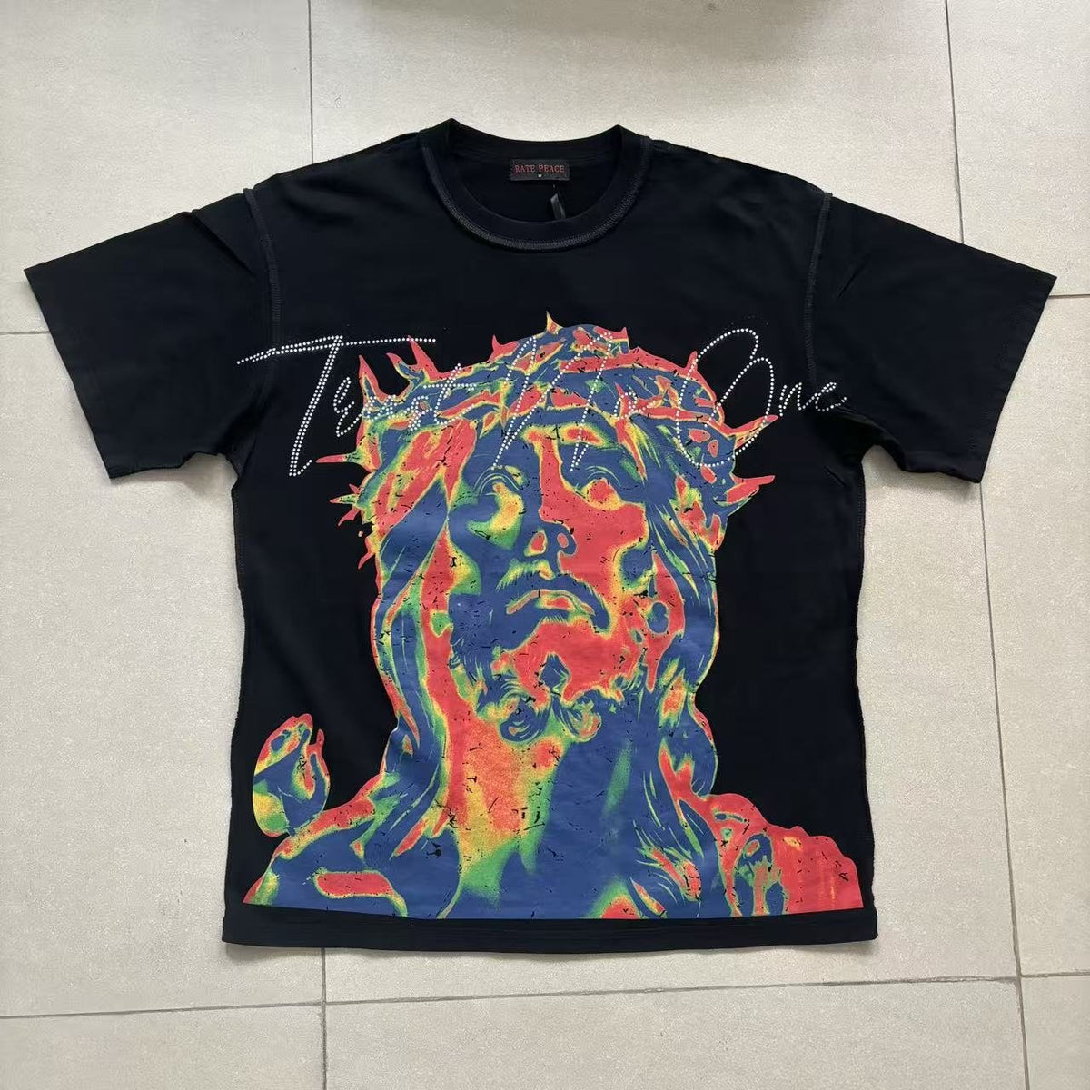 RARE PEACE 15 Decals Face Graphic T-Shirt ¡ª front