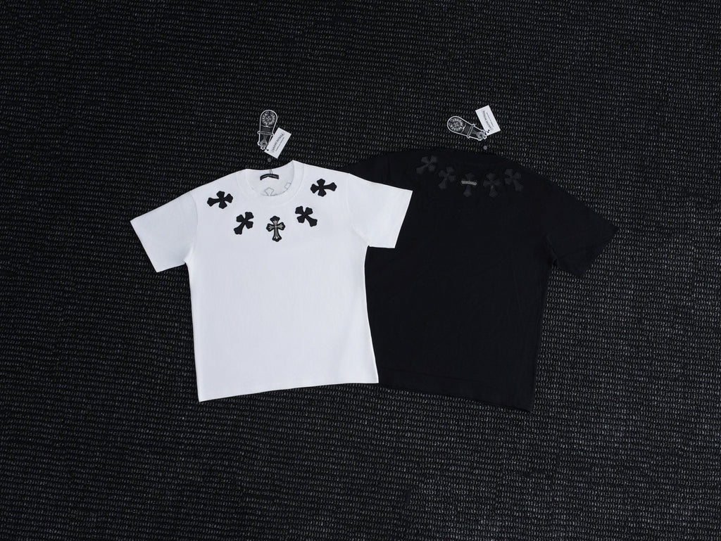 Chrome Hearts Cross Applique Short-Sleeve T-Shirt ¡ª comparison
