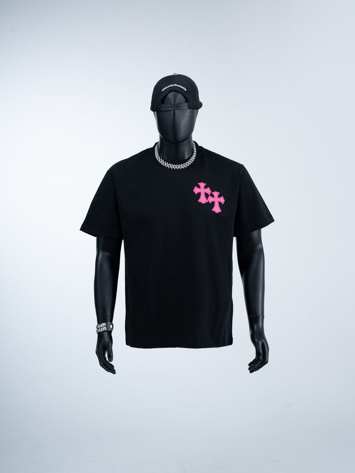 Chrome Hearts Cross Graphic Short-Sleeve T-Shirt ¡ª model