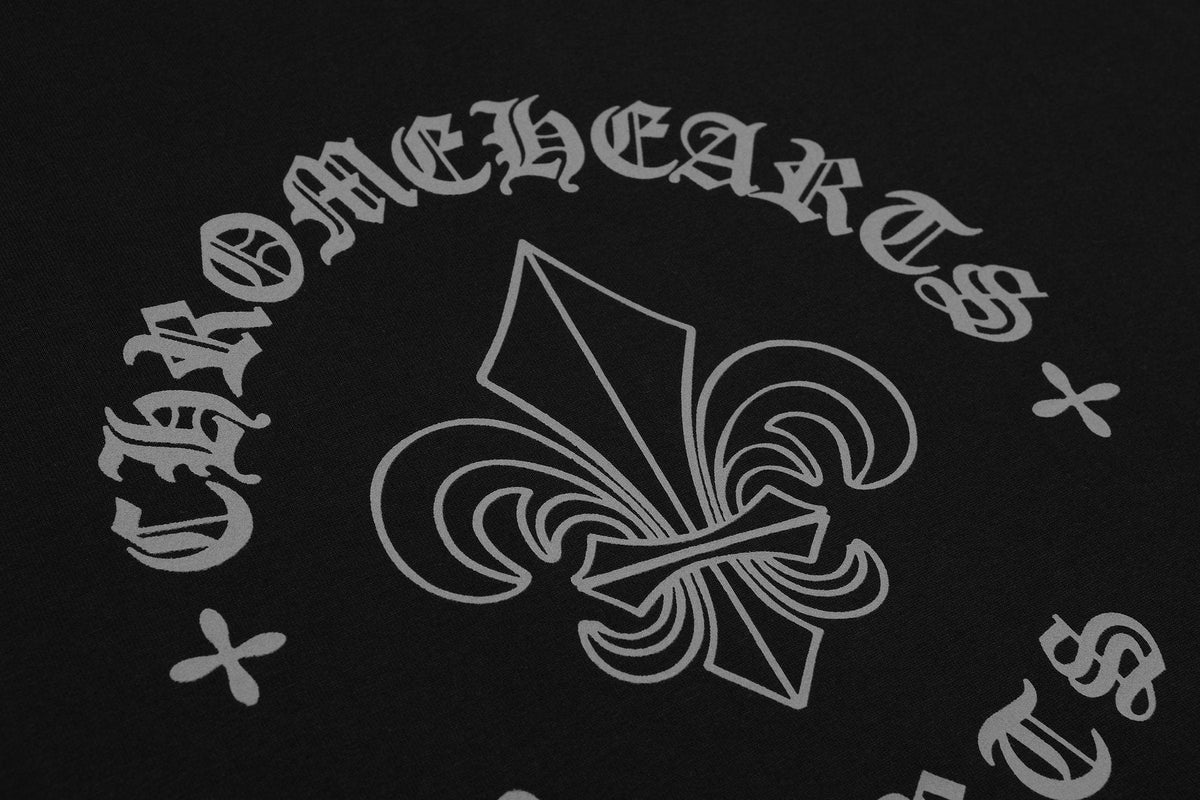 Chrome Hearts Fleur-De-Lis Crest Graphic T-Shirt ¡ª fabric_closeup