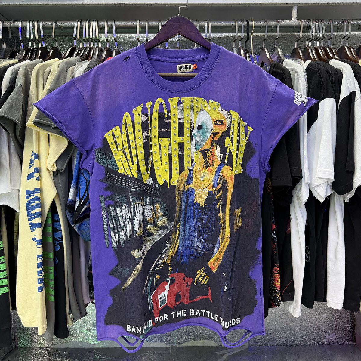 Rough Play Chainsaw Graphic Sleeveless T-Shirt ¡ª context