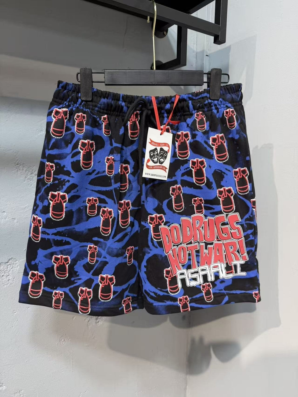 ASAALL All-Over Graphic Elastic Waist Shorts ¡ª hero