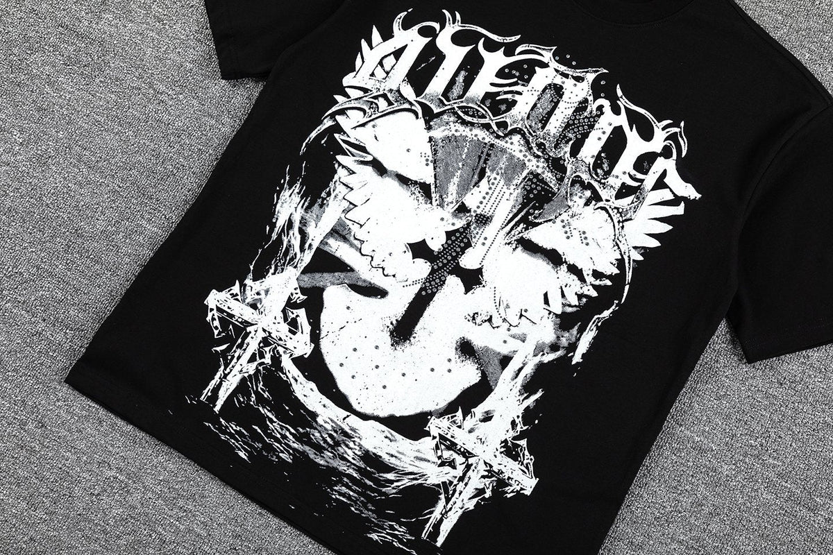 GUAPI Distressed Graphic T-Shirt ¡ª detail