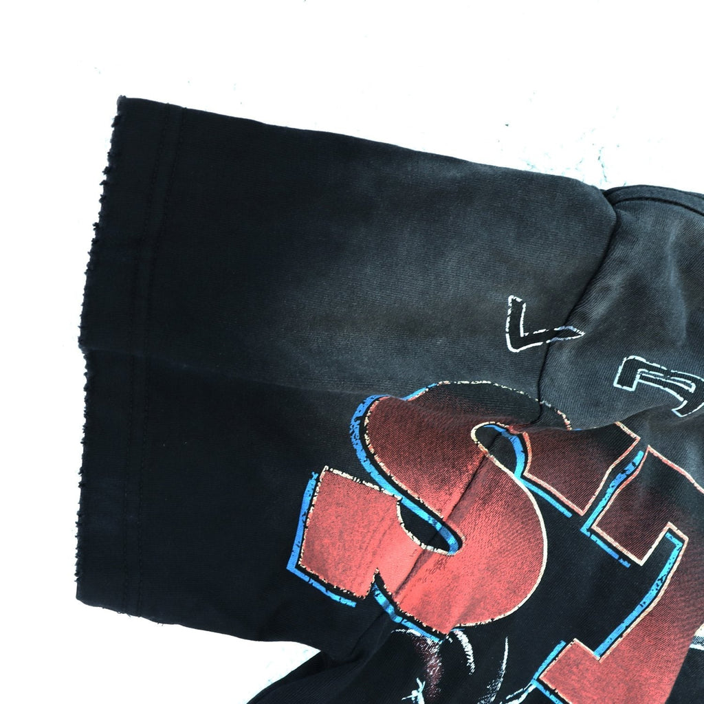Valley Dreams Sports Stars Thorn Heart Graphic T-Shirt ¡ª detail