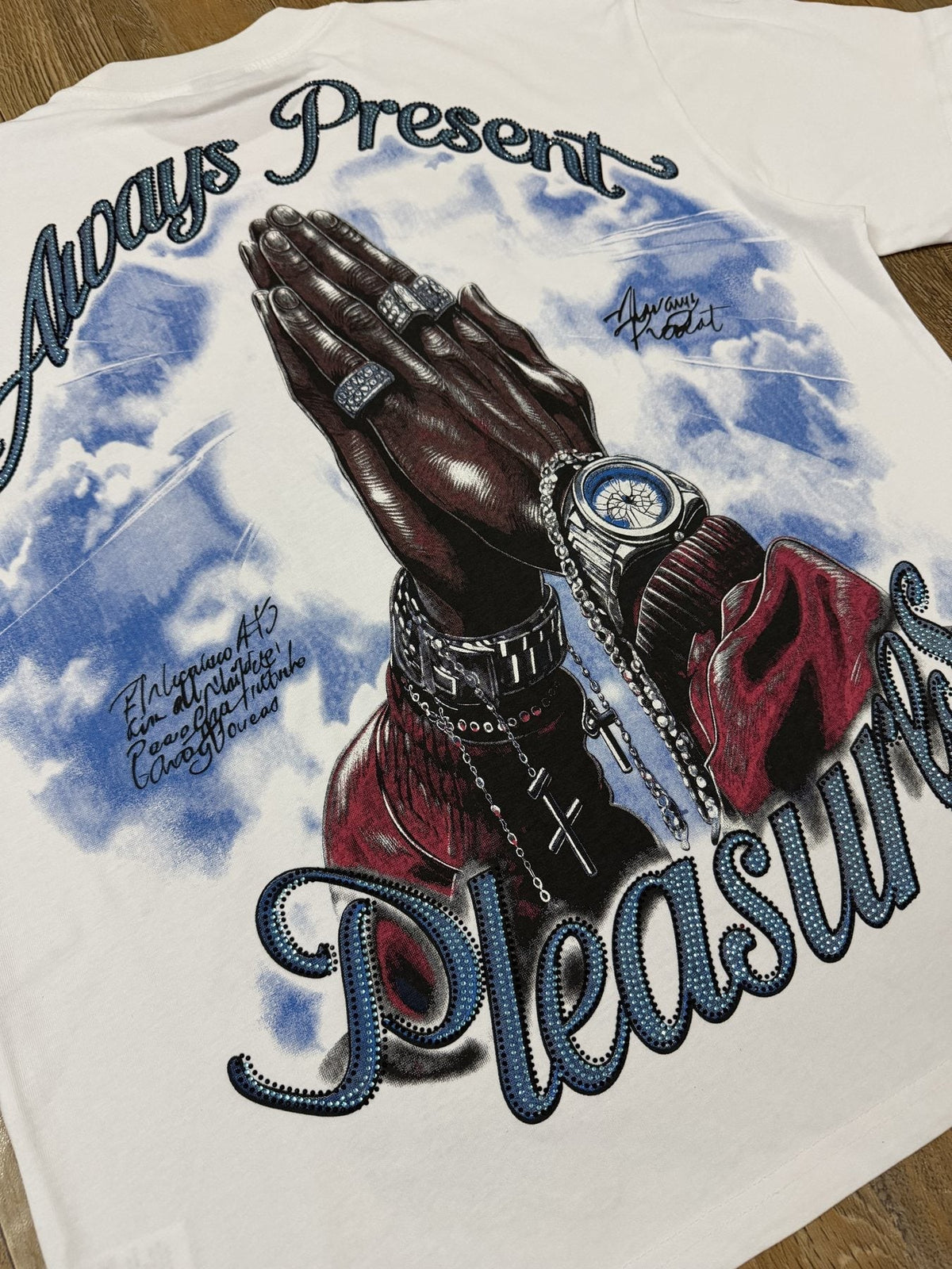 ALWAYS-PRESENT Champion Graphic Short-Sleeve T-Shirt ¡ª detail