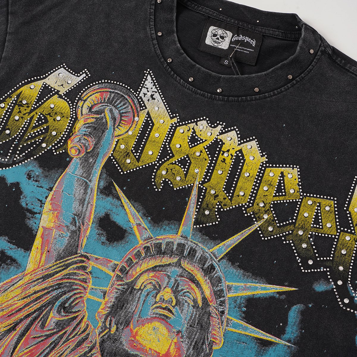 Godspeed Statue of Liberty Worldwide Graphic T-Shirt ¡ª detail