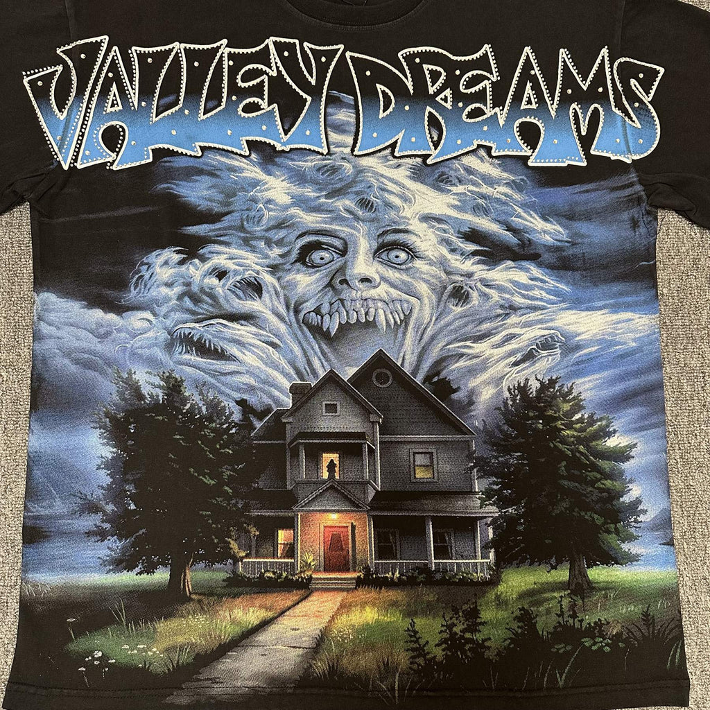 VALE USA Valley Dreams Haunted House Graphic T-Shirt ¡ª detail
