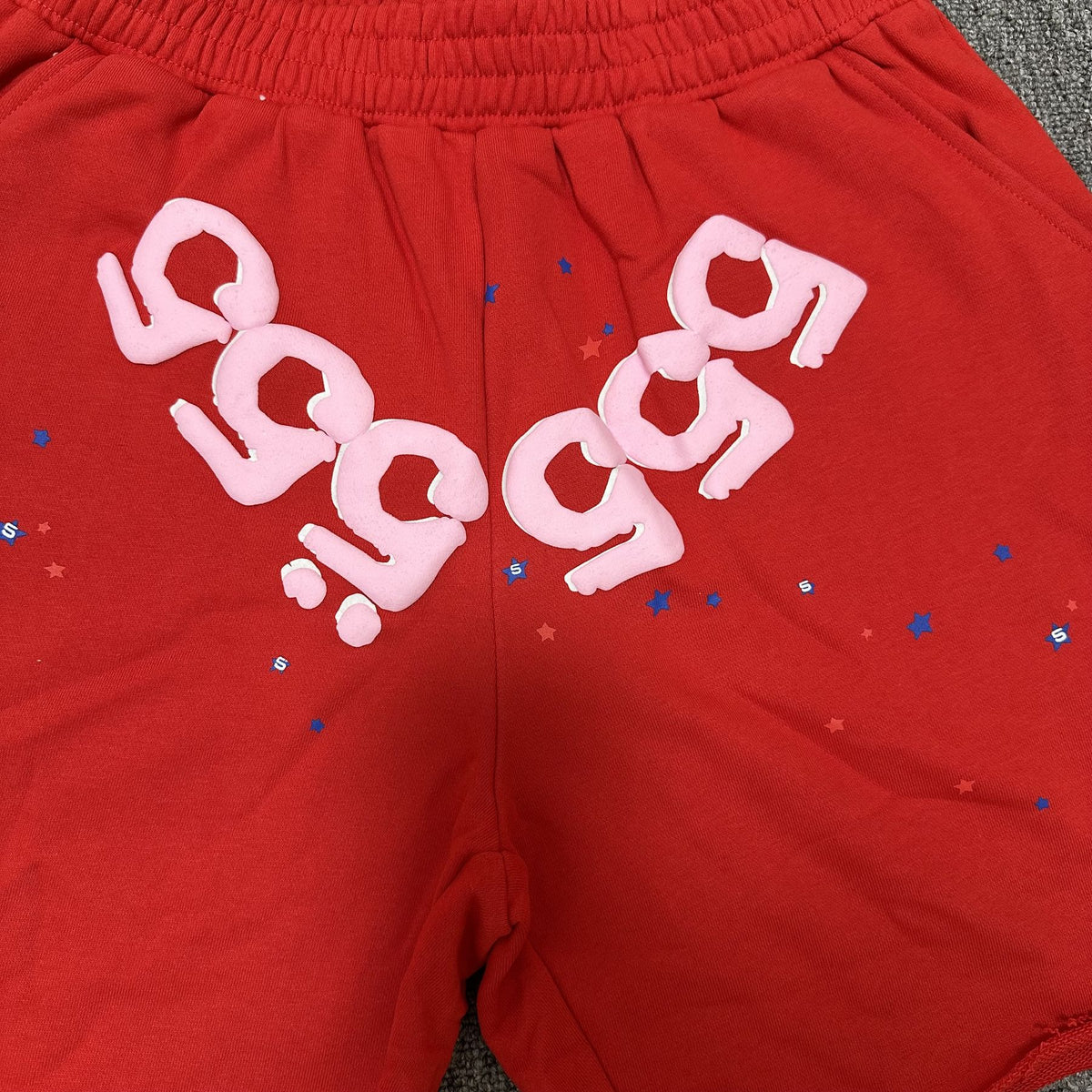 Sp5der 555 Graphic Red Shorts ¡ª detail
