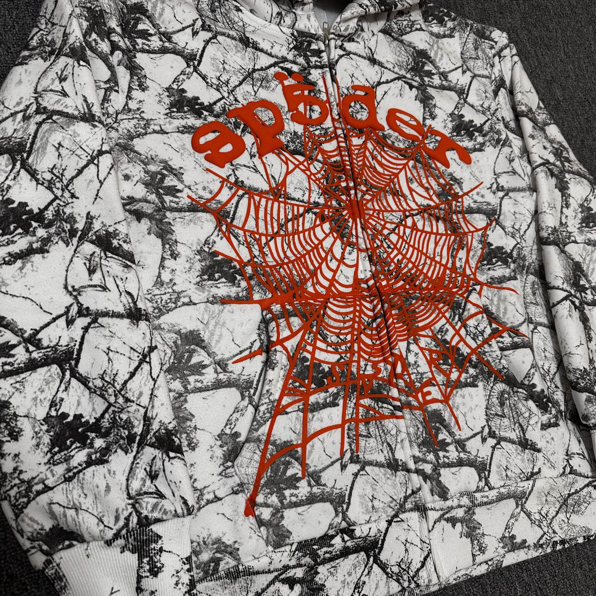 Sp5der Camo Spider Graphic Hoodie & Shorts Set ¡ª detail