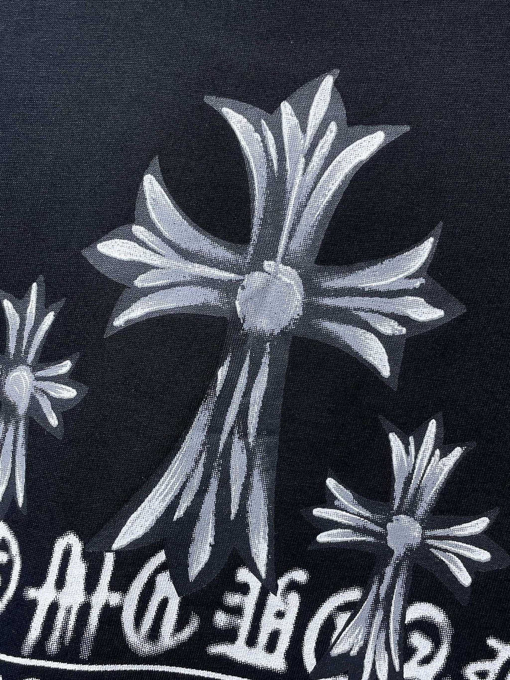Chrome Hearts Floral Cross USA Graphic T-Shirt ¡ª fabric_closeup