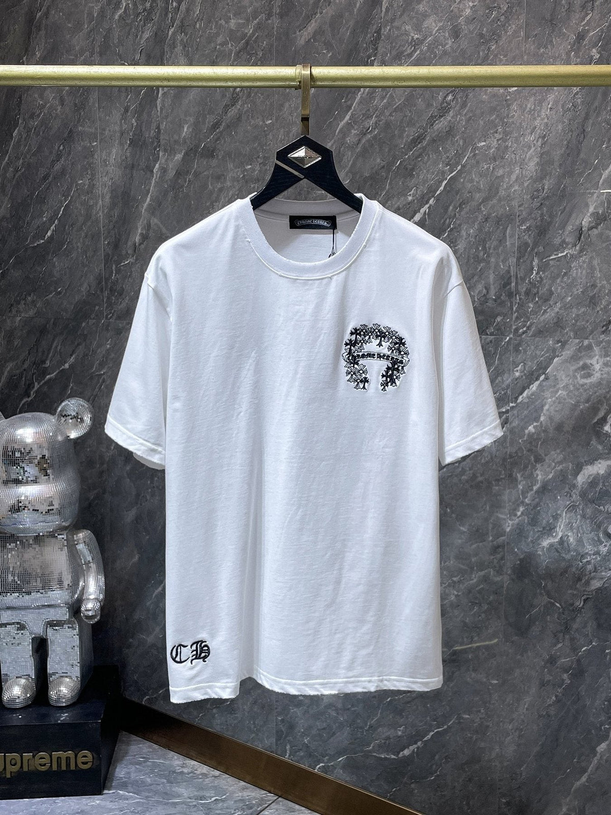 Chrome Hearts Floral Cross Embroidered Graphic T-Shirt ¡ª front