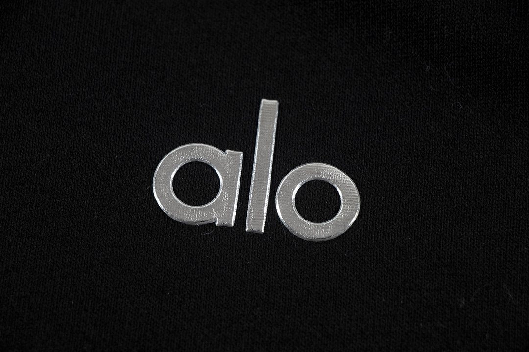 alo K503 Half-Zip Sweatshirt & Sweatpants Matching Set ¡ª detail